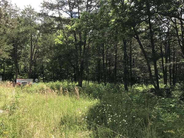 5.34 Acres of Land for Sale in Columbia, Tennessee