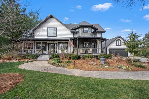 2.2 Acres of Land with Home for Sale in Murfreesboro, Tennessee