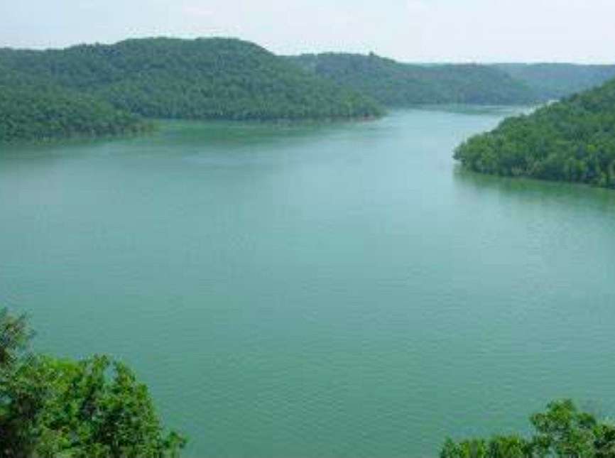2 Acres of Residential Land for Sale in Silver Point, Tennessee