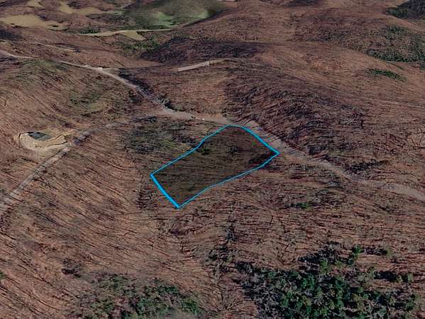 2 Acres of Residential Land for Sale in Silver Point, Tennessee