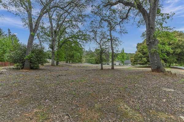 1 Acre of Residential Land for Sale in Angels Camp, California