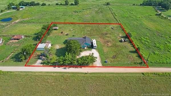 2 Acres of Land with Home for Sale in Bokchito, Oklahoma