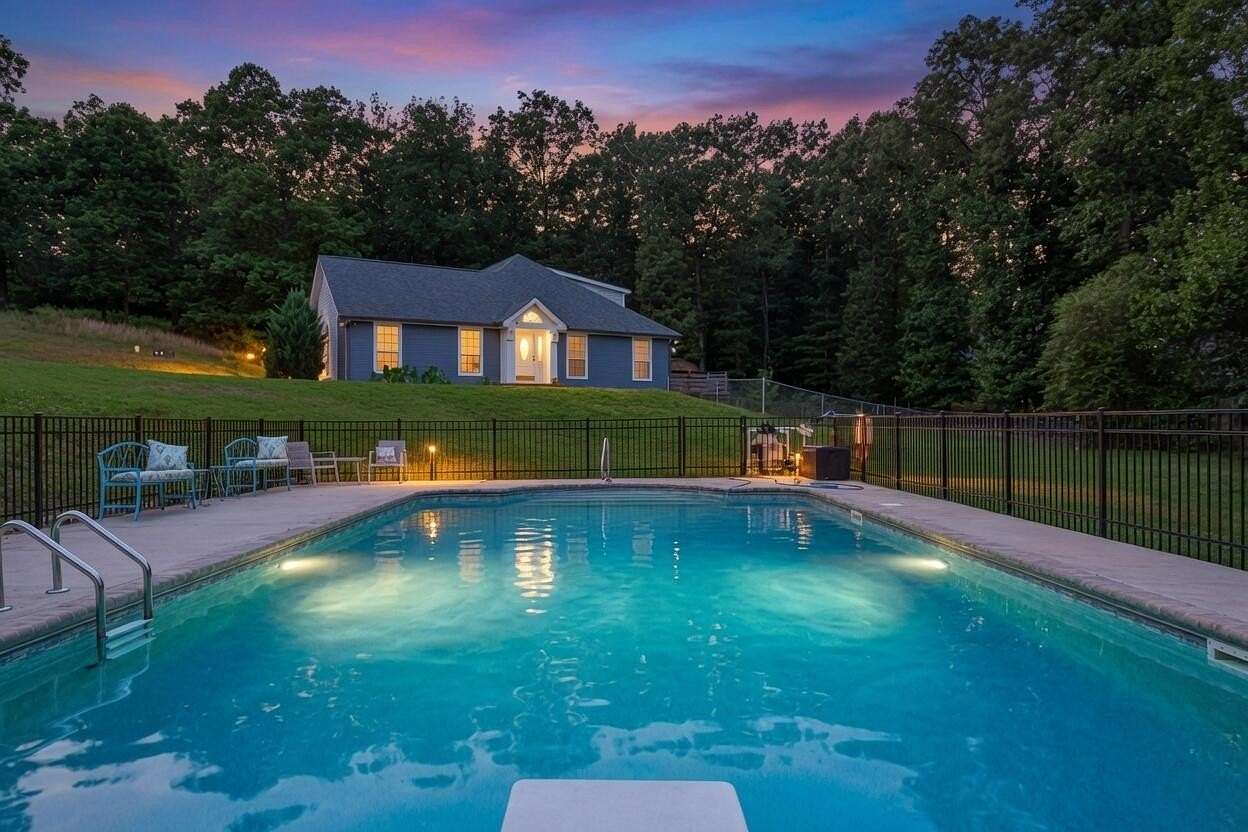 4.8 Acres of Land with Home for Sale in Ringgold, Georgia