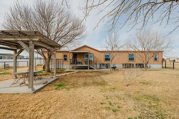 4 Acres of Residential Land with Home for Sale in Odessa, Texas