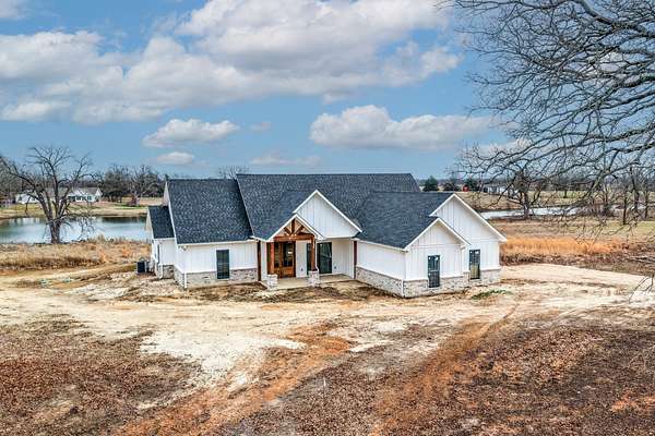 2.4 Acres of Land with Home for Sale in Saltillo, Texas