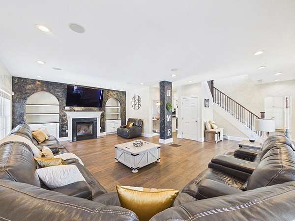 1.67 Acres of Land with Home for Sale in Westport Town, Massachusetts