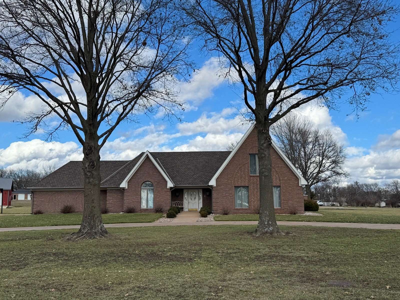 1.7 Acres of Land with Home for Sale in Chanute, Kansas
