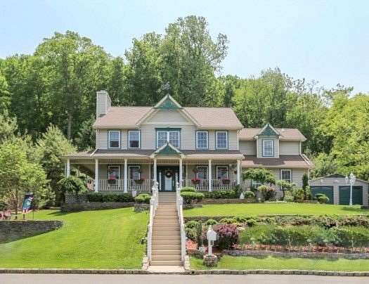 1.62 Acres of Residential Land with Home for Sale in Garnerville, New York