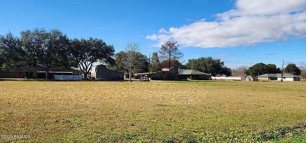 1 Acre of Residential Land for Sale in Abbeville, Louisiana