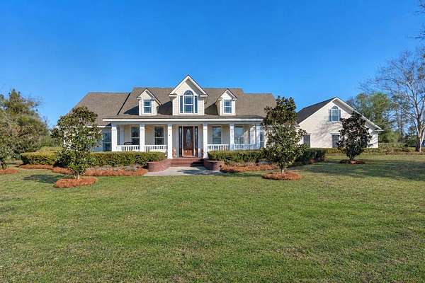 9.5 Acres of Land with Home for Sale in Valdosta, Georgia