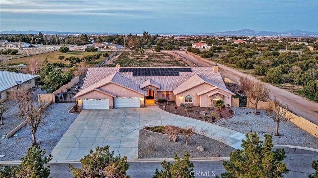2 Acres of Land with Home for Sale in Oak Hills, California