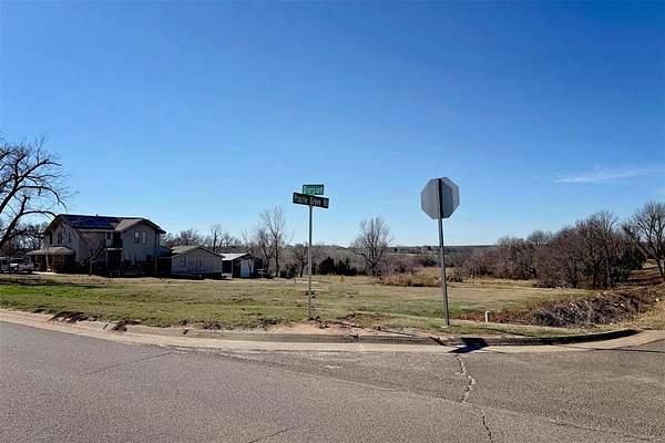 1 Acre of Mixed-Use Land for Sale in Guthrie, Oklahoma