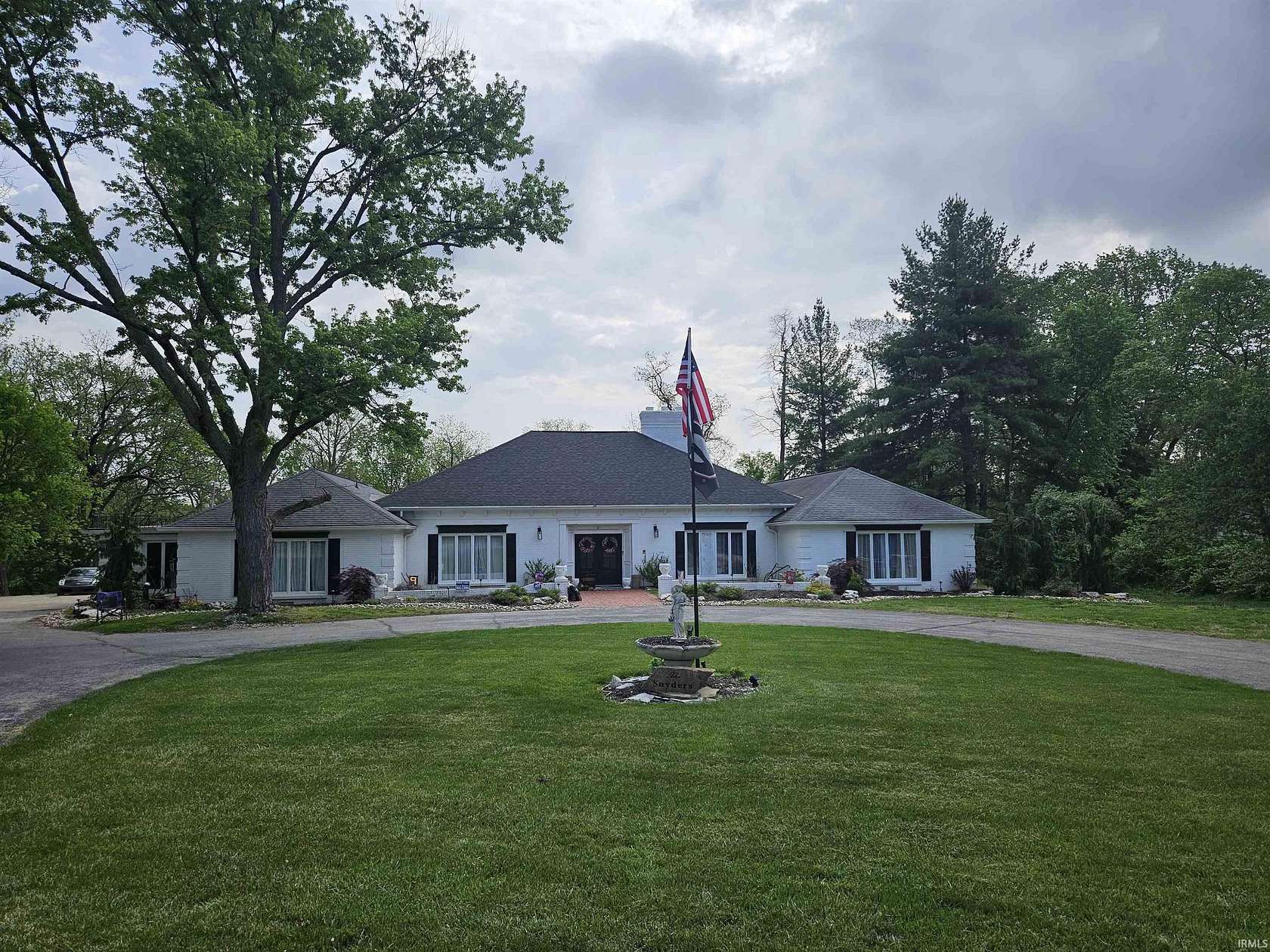123 Fairway Dr  