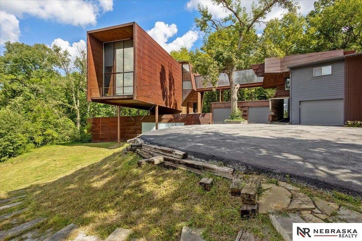 10.3 Acres of Land with Home for Sale in Omaha, Nebraska