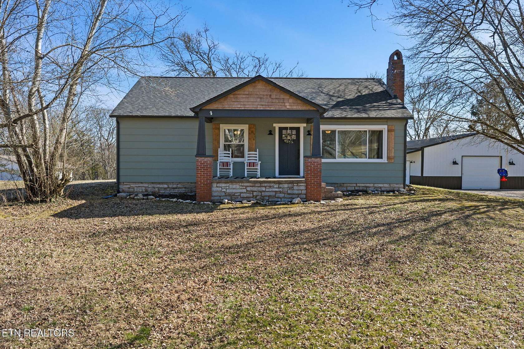 4.72 Acres of Residential Land with Home for Sale in Clinton, Tennessee