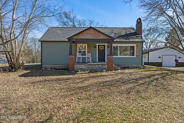 4.72 Acres of Residential Land with Home for Sale in Clinton, Tennessee