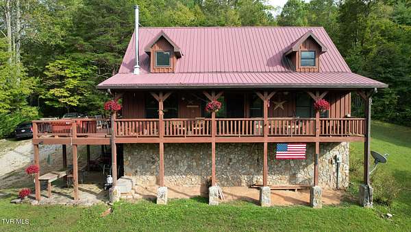 3.4 Acres of Residential Land with Home for Sale in Greeneville, Tennessee