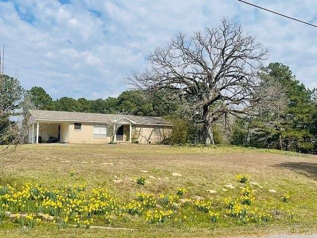 1.5 Acres of Land with Home for Sale in Little Rock, Arkansas