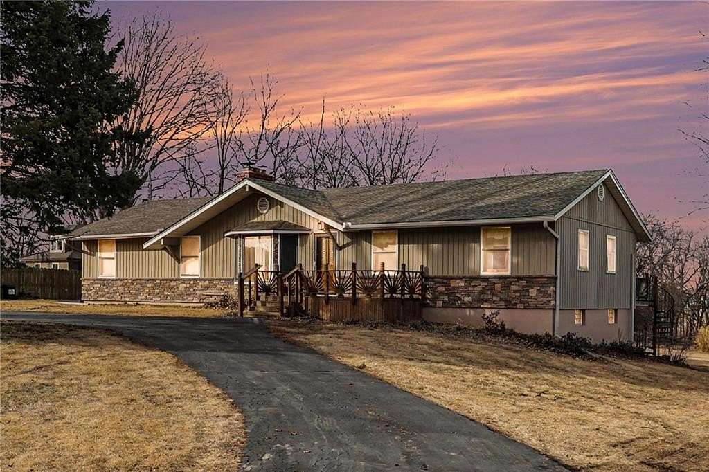 3.7 Acres of Residential Land with Home for Sale in Lee's Summit, Missouri