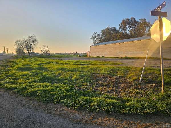 0.18 Acres of Mixed-Use Land for Sale in Lemoore, California