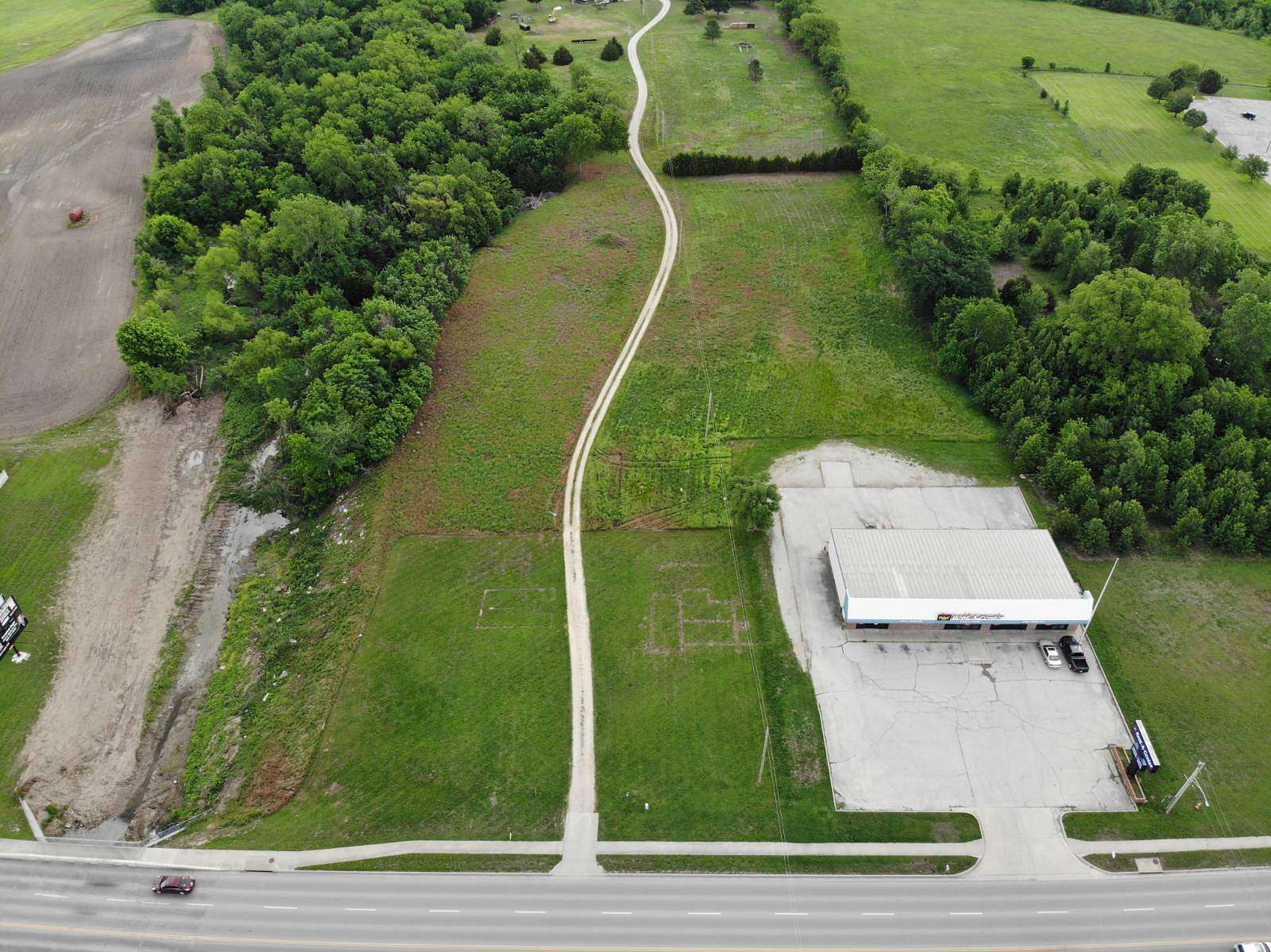 5.2 Acres of Commercial Land for Sale in Chanute, Kansas