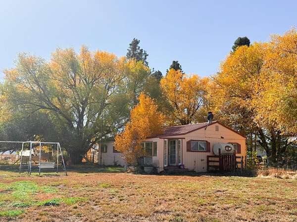 1.63 Acres of Residential Land with Home for Sale in Sprague River, Oregon