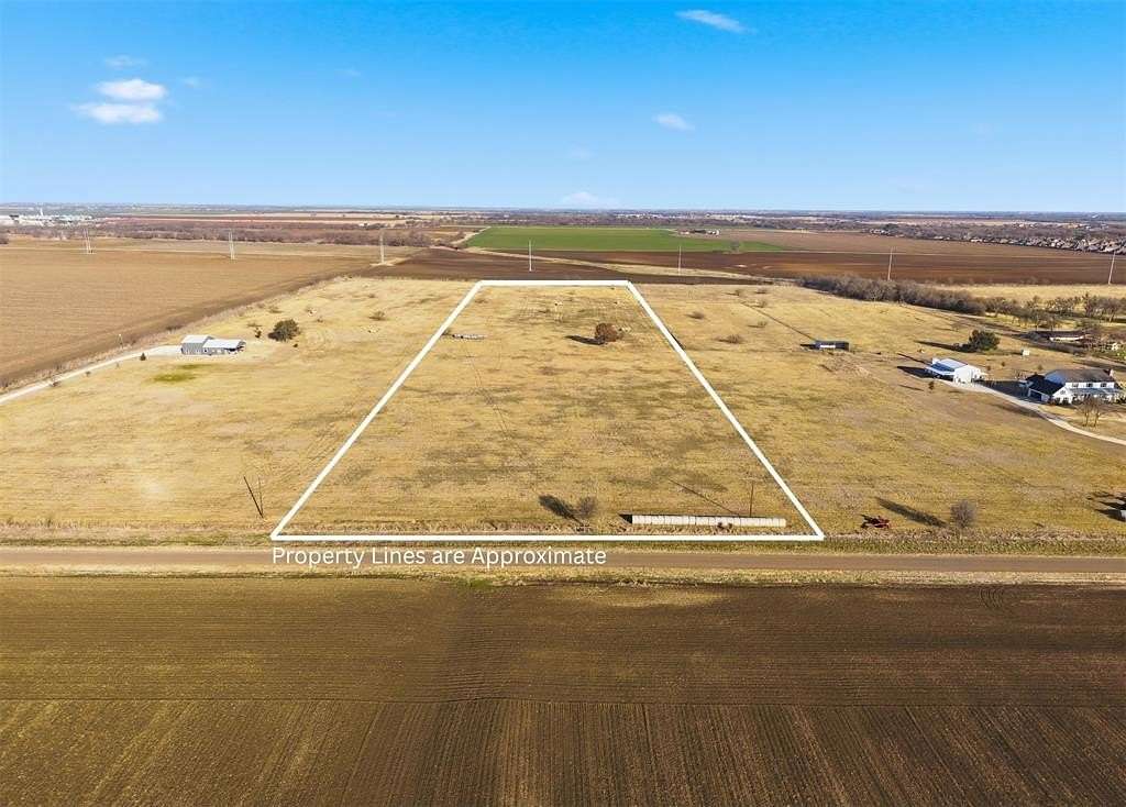13 Acres of Land for Sale in McGregor, Texas