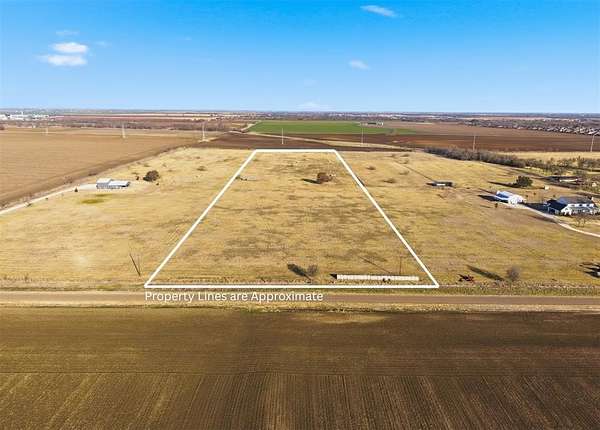 13 Acres of Land for Sale in McGregor, Texas