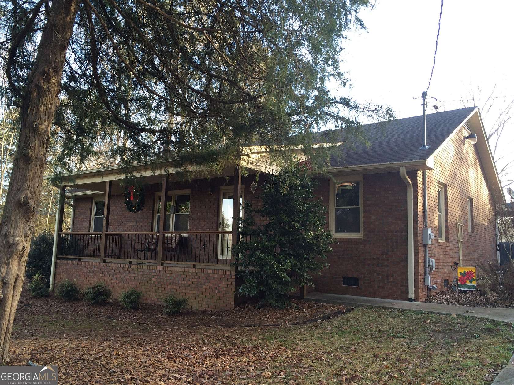 12.3 Acres of Land with Home for Sale in Canon, Georgia