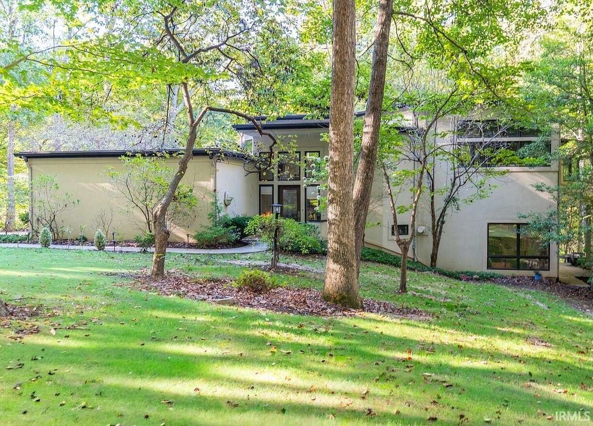 20 Acres of Recreational Land with Home for Sale in Bloomington, Indiana