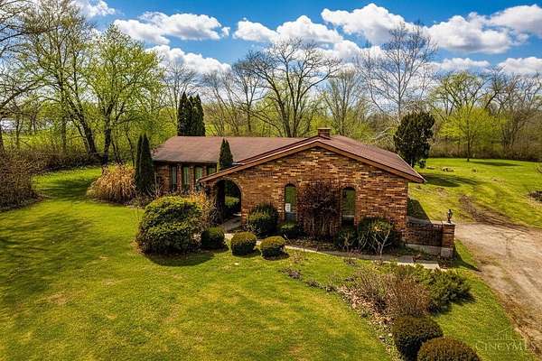 5 Acres of Residential Land with Home for Sale in Hamilton, Ohio