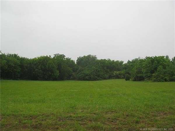 3.3 Acres of Residential Land for Sale in Checotah, Oklahoma