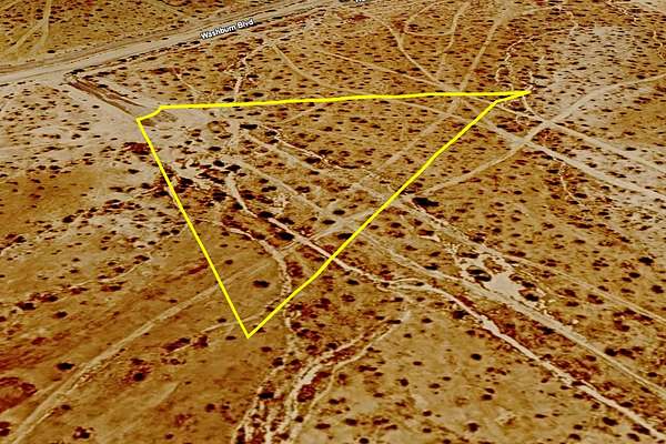 2.5 Acres of Residential Land for Sale in California City, California