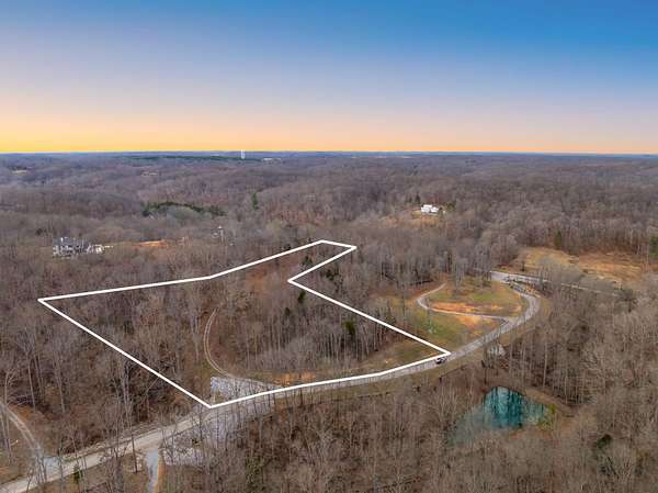 11.5 Acres of Land for Sale in Franklin, Tennessee