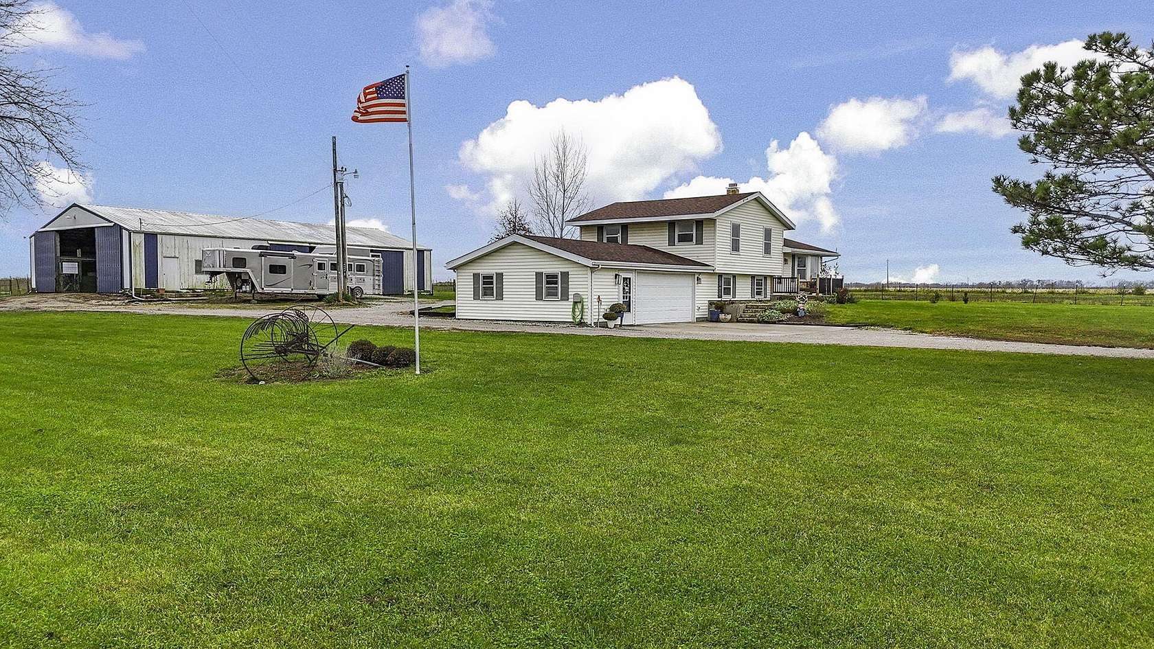 9.42 Acres of Land with Home for Sale in Mexico, Missouri