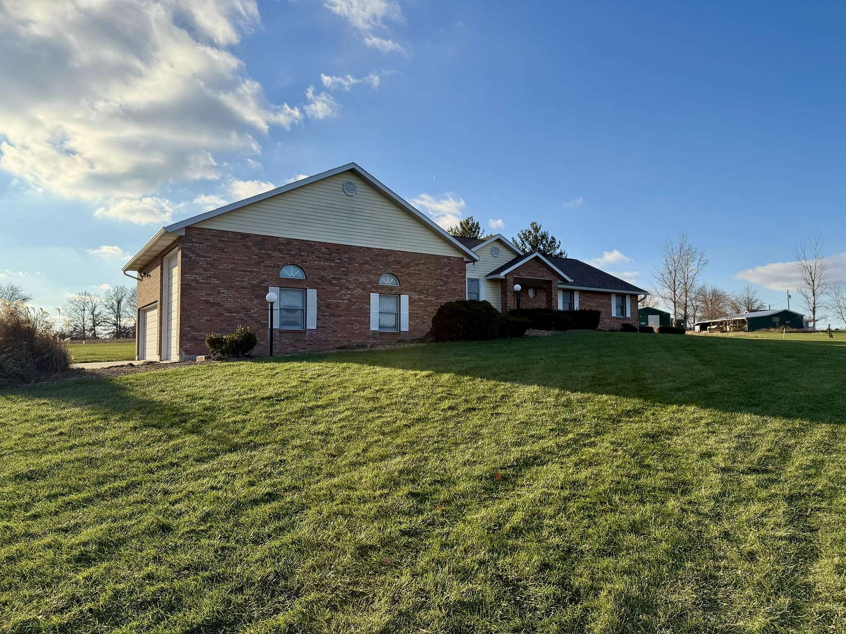 3.22 Acres of Residential Land with Home for Sale in Mexico, Missouri