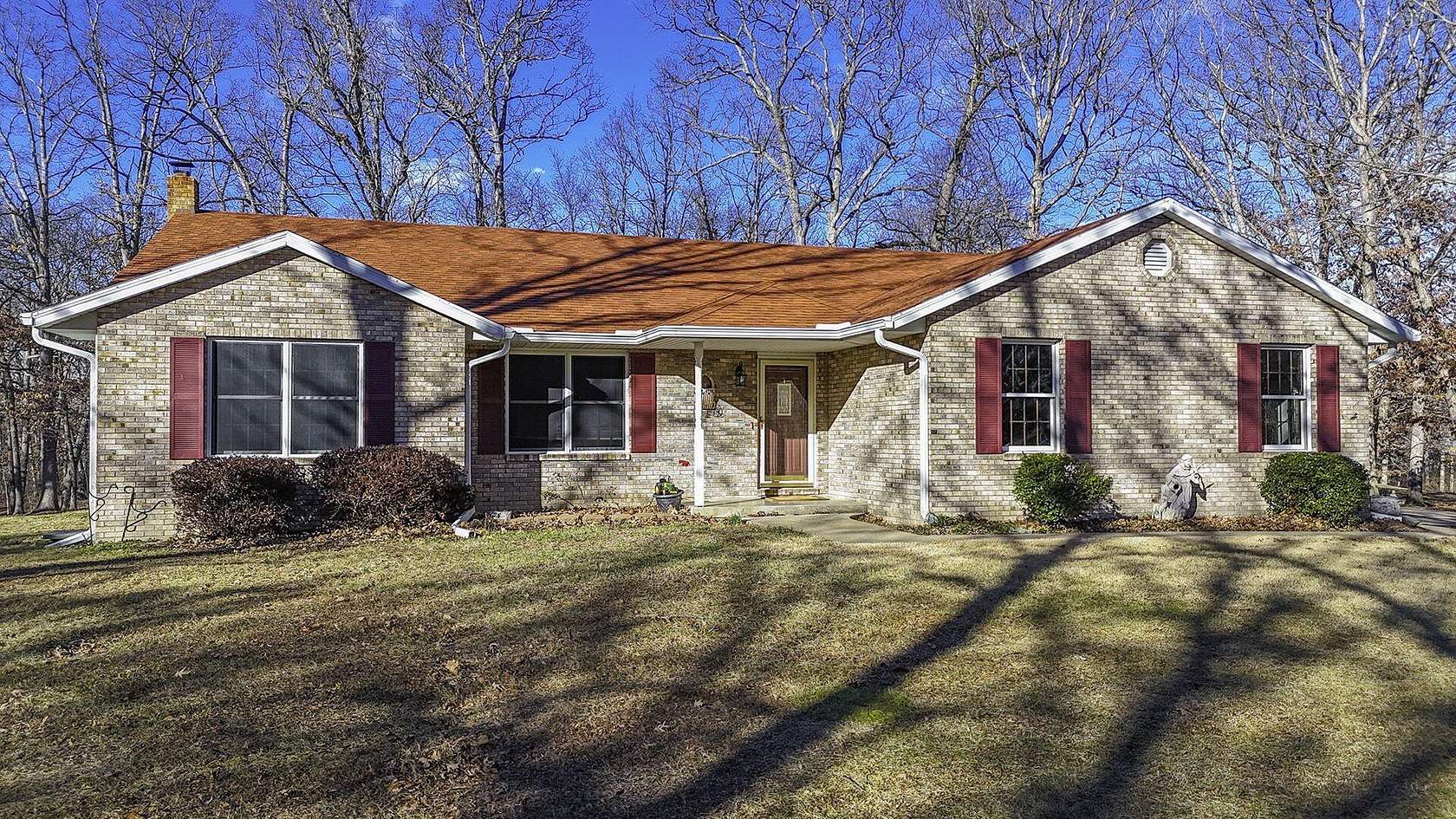 4.6 Acres of Residential Land with Home for Sale in Mexico, Missouri