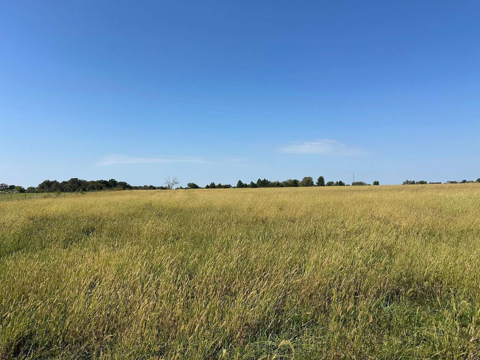 4 Acres of Residential Land for Sale in Fulton, Missouri