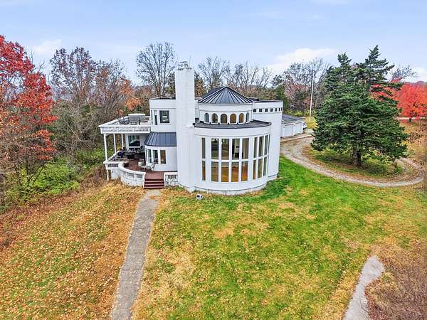 10 Acres of Residential Land with Home for Sale in Columbia, Missouri