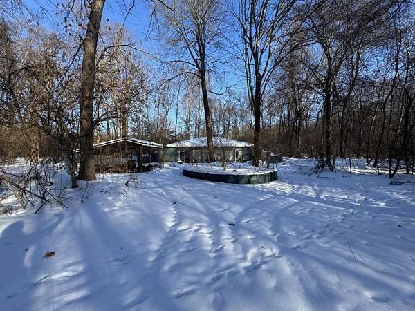 5 Acres of Residential Land with Home for Sale in Walkerton, Indiana