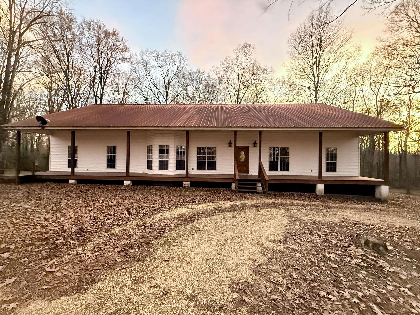 4 Acres of Residential Land with Home for Sale in Columbus, Mississippi