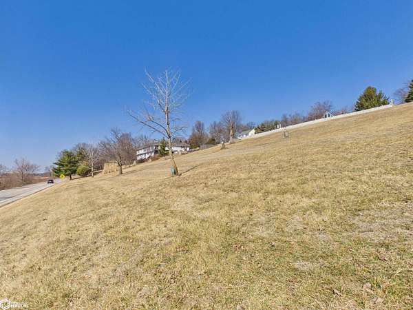 0.94 Acres of Residential Land for Sale in Nauvoo, Illinois