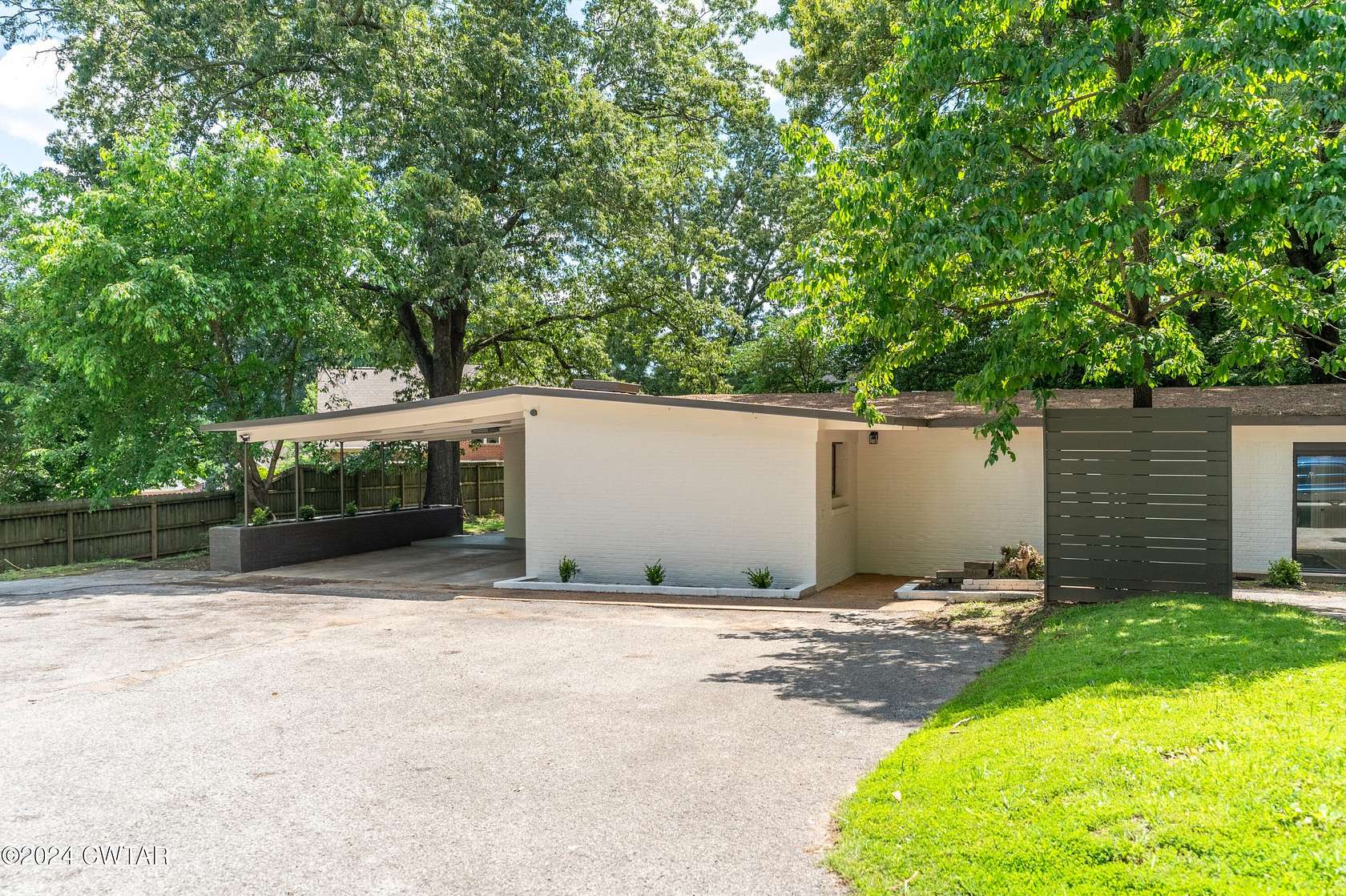 1.88 Acres of Residential Land with Home for Sale in Jackson, Tennessee