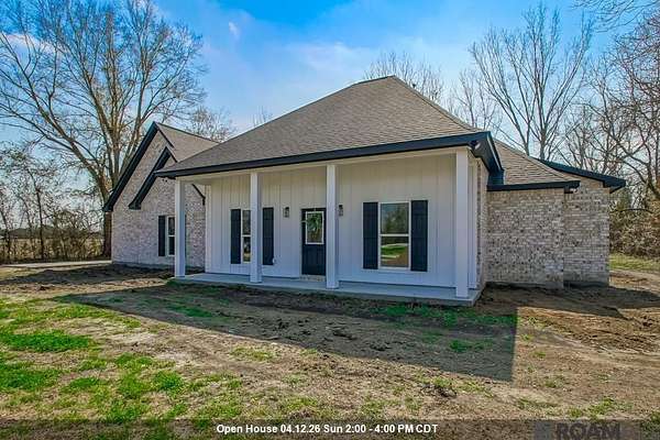 2.1 Acres of Land with Home for Sale in Port Allen, Louisiana