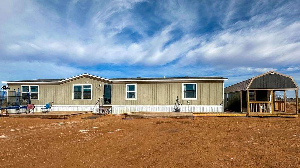 5.39 Acres of Residential Land with Home for Sale in Seminole, Texas