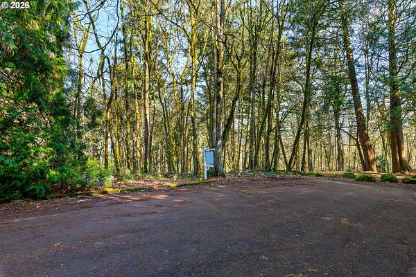 0.22 Acres of Residential Land for Sale in Lake Oswego, Oregon
