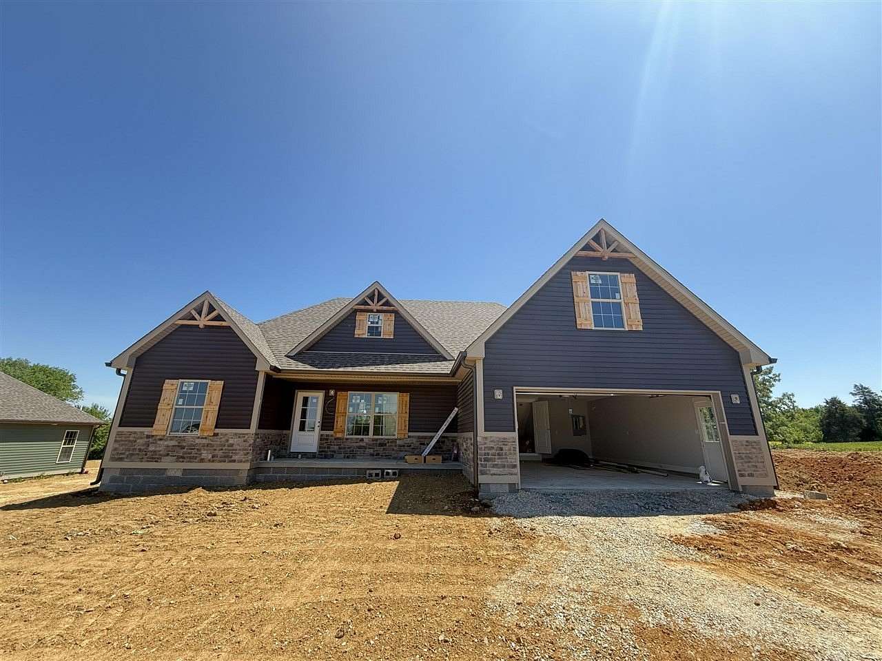 1.53 Acres of Land with Home for Sale in Smiths Grove, Kentucky