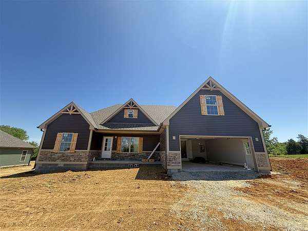 1.53 Acres of Land with Home for Sale in Smiths Grove, Kentucky