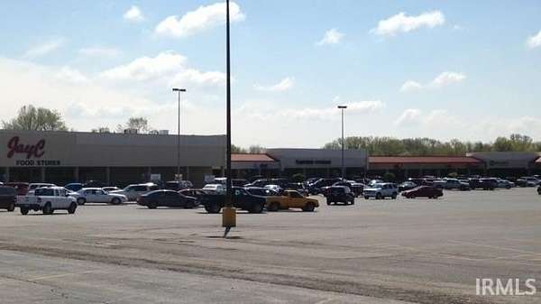 12.6 Acres of Improved Commercial Land for Lease in Washington, Indiana