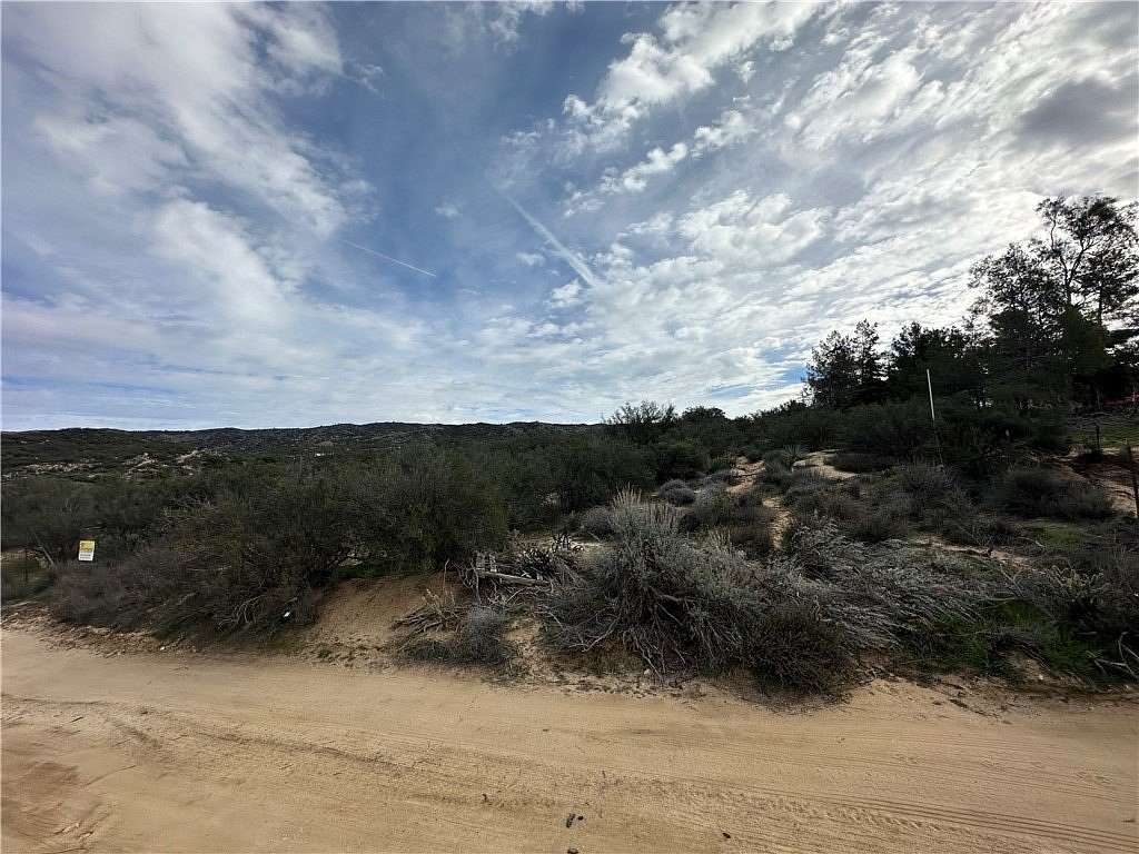 5.35 Acres of Residential Land for Sale in Anza, California
